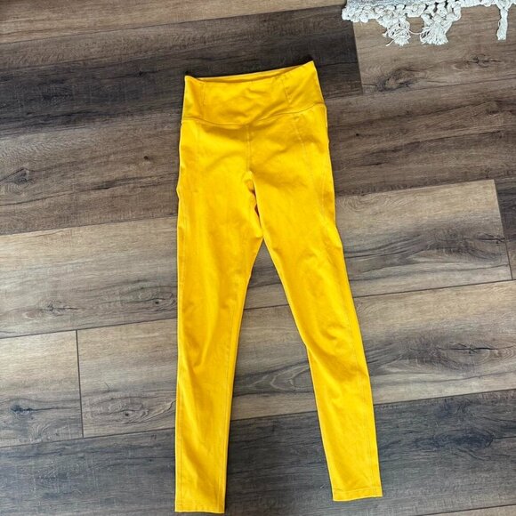 Girlfriend Collective Yellow Leggings Size Small - Picture 1 of 3